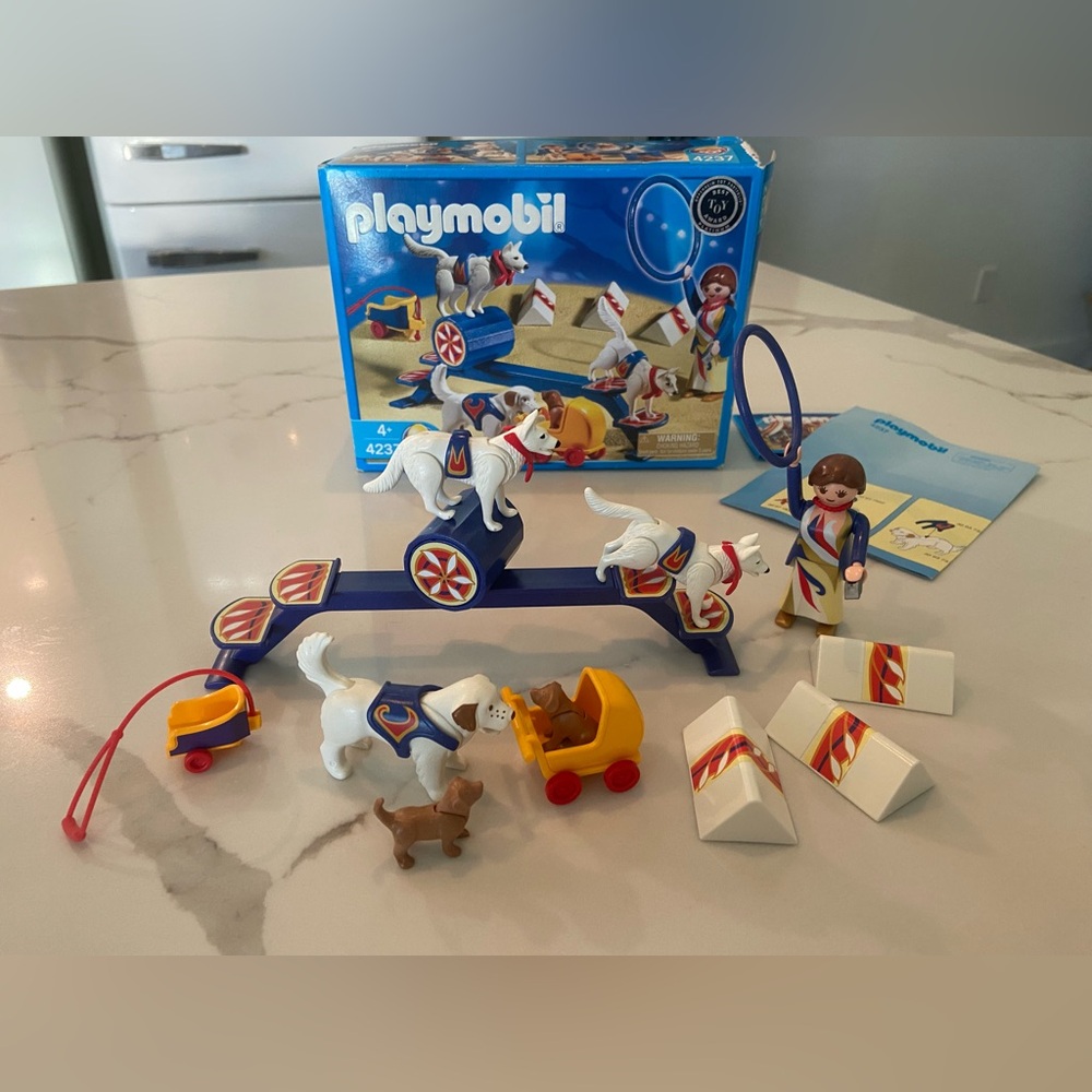 Playmobil Circus Dog Show - Picture 3 of 5